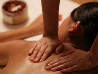 <b>Enveloppement au Raisin </b><br><i>Anti-&acirc;ge et raffermissant - Dur&eacute;e : 40 min</i> 